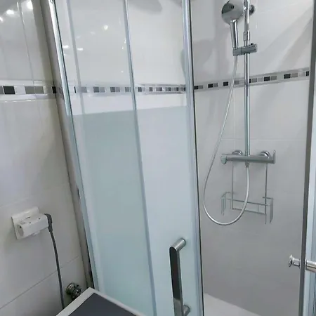 Superbe T3 Avec Piscine, Tennis, Parking Pres De La Pour 6 Pers, Terrasse Au Rdc - Fr-1-607-2 *