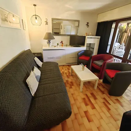 Superbe T3 Avec Piscine, Tennis, Parking Pres De La Pour 6 Pers, Terrasse Au Rdc - Fr-1-607-2 * Agde